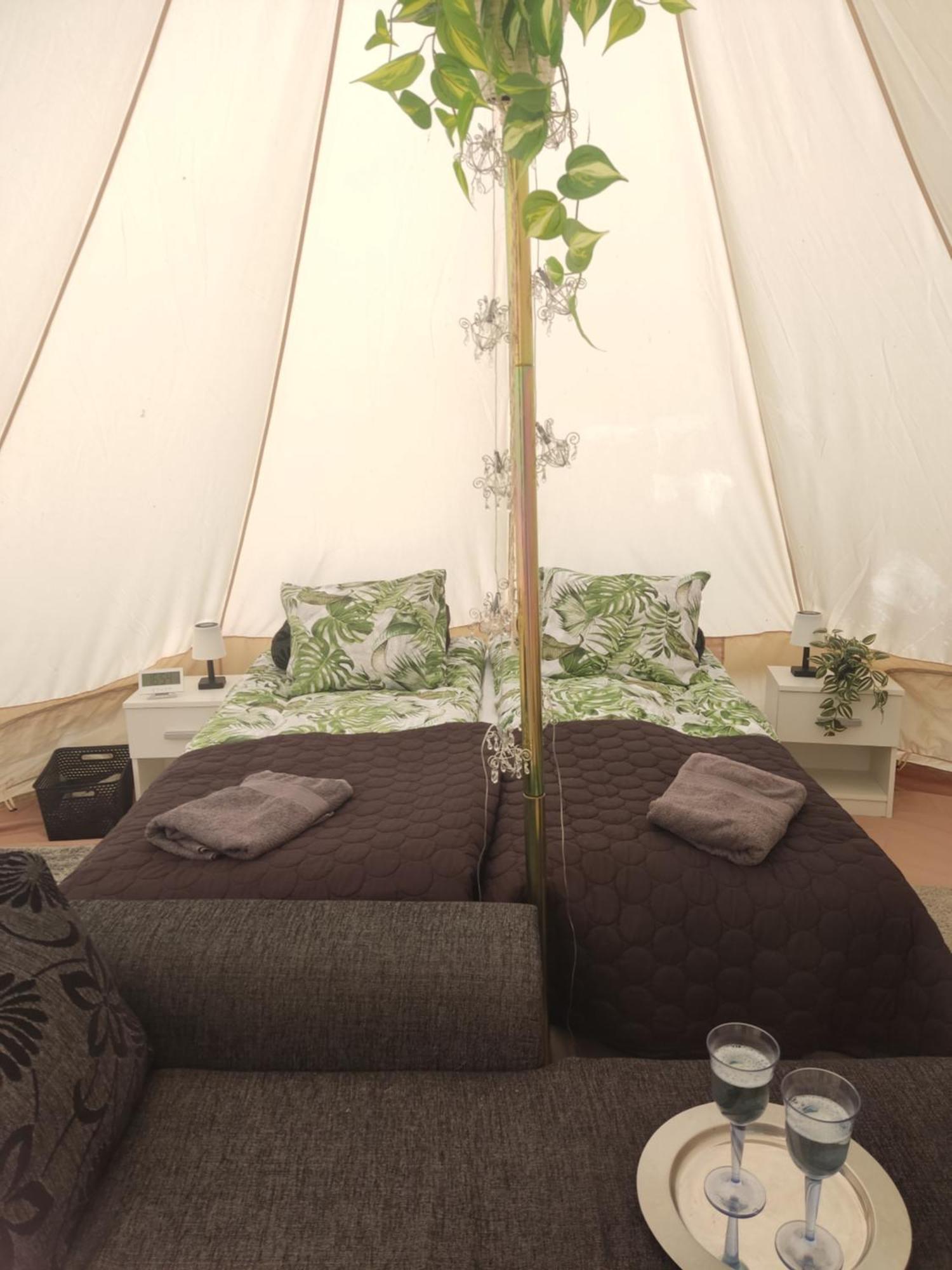 Koskentien Kotimajoitus & Luxury Glamping Apartment Jamsa Ngoại thất bức ảnh